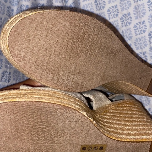 💫Michael Kors wedge heel sandals💫 - Picture 3 of 5